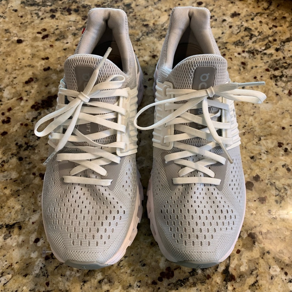Womens On Cloud-Cloudswift. Light gray with light pink soles.